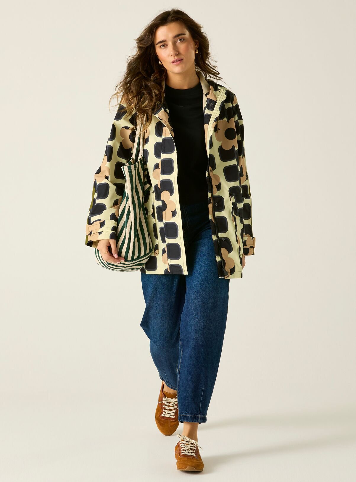 REGATTA Orla Mid Length Waterproof Jacket 8 - Image 3 thumbnail